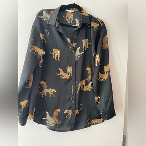 DRESSED IN LALA SILKY CHEETAH BUTTON DOWN